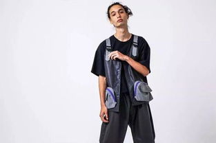 機(jī)能馬甲的穿搭陷阱 穿錯秒變“釣魚大叔”？